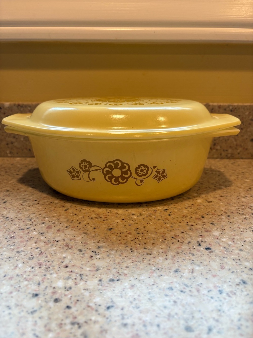 RARE Pyrex Promotional Kim Chee 1971 Butterscotch #043 Casserole Dish, 1.5 QUART